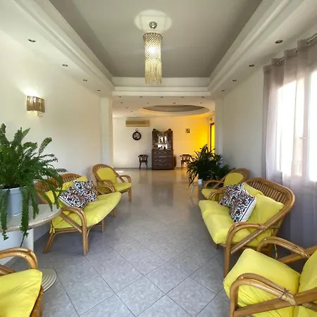 Aparthotel Lemon Art Tolón