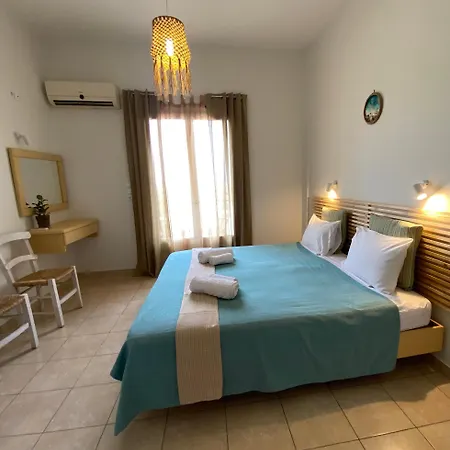 Lemon Art מלון דירות 3*